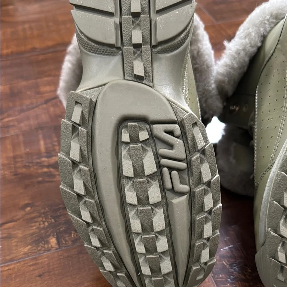 Fila Winter Boots w/Shearling Lining-Olive Green Women’s Size 5.5 3HM00558-300 - Picture 8 of 11